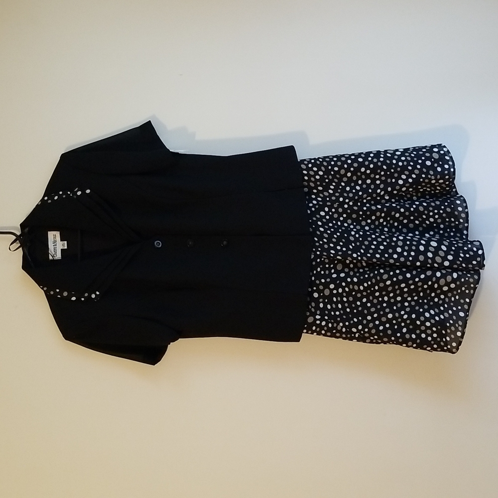 Danny &Nicole casual jacket and skirt